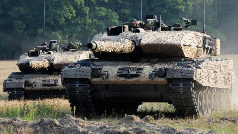 Cuoc dau tang lich su: Leopard-2 va T-90 o Kherson-Hinh-8