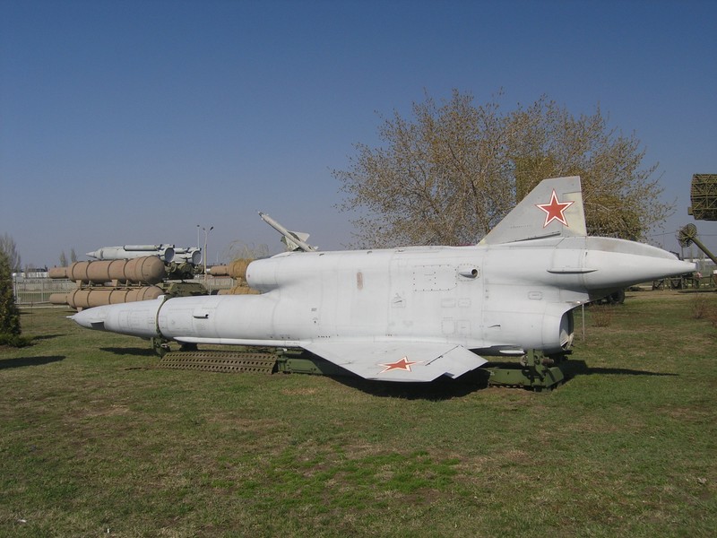 Ukraine bat ngo phan kich Nga bang UAV tan cong tam xa?-Hinh-15