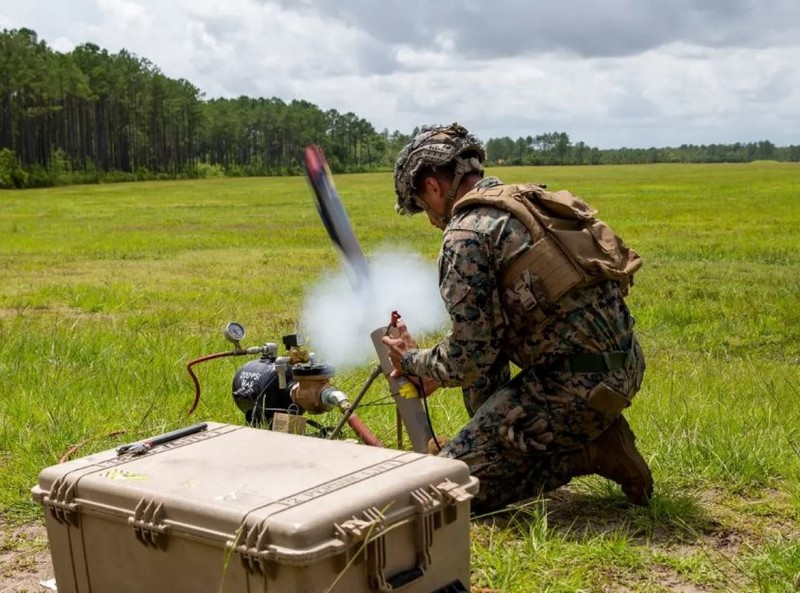 Lieu co mot cuoc dai chien UAV tu sat tren chien truong Ukraine?