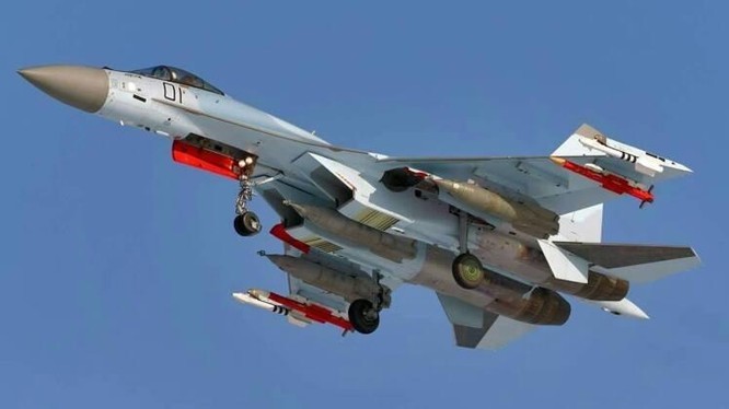 Tiem kich Su-35S ha hai truc thang Mi-8 va mot MiG-29 cung luc?-Hinh-14