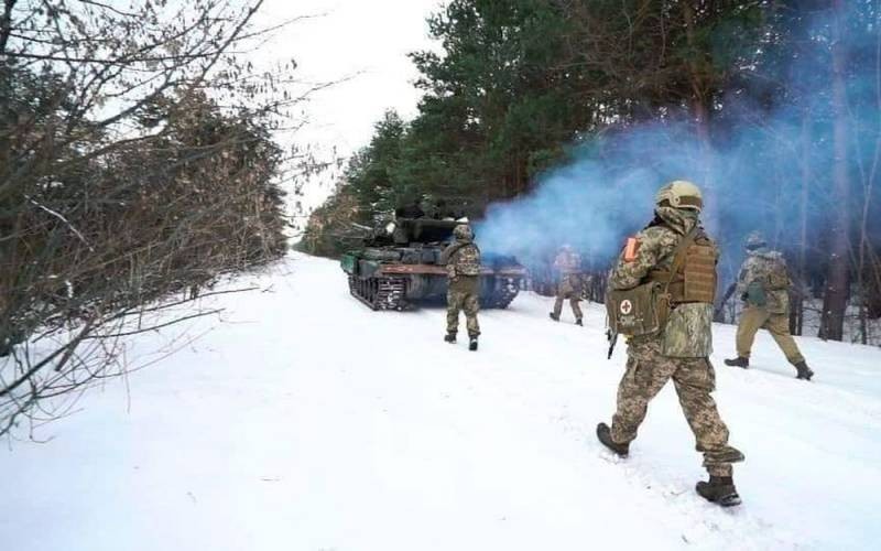 Bakhmut bi quan Nga khoa vay, Ukraine khong con duong hau can-Hinh-9