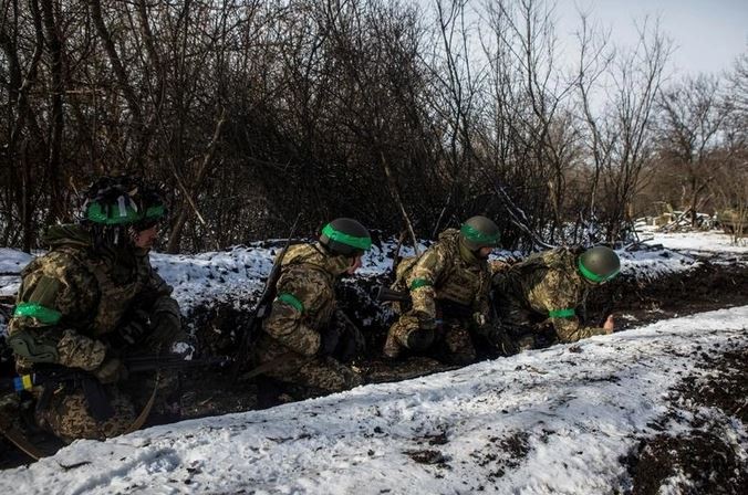 Ukraine cho no dap o Bakhmut, tuyen tiep te gan nhu khong con-Hinh-16