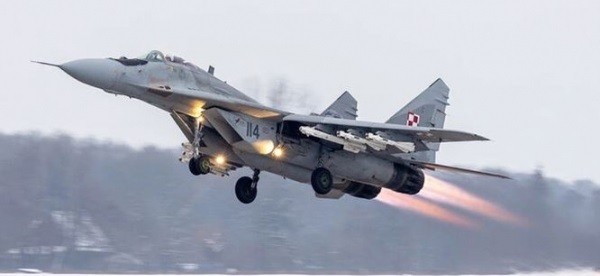 Soc: MiG-29 Slovakia vien tro cho Ukraine do ky su Nga dai tu-Hinh-7