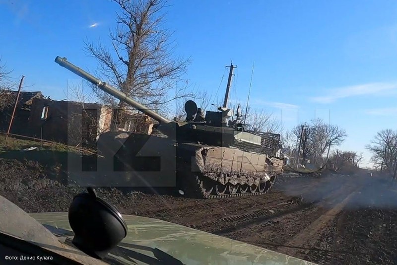 Xe tang T-90M Proryv cua Nga tac chien ra sao tai akhmut-Hinh-3