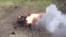 Xe tang T-72M1 dau tien bi pha huy tren chien truong Ukraine-Hinh-13