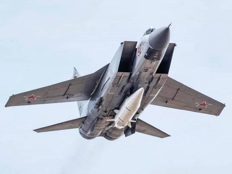 May bay danh chan Su-27 thua thiet gi so voi MiG-31 Foxhound?-Hinh-6