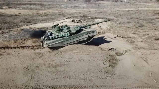 8 xe tang Leopards va 3 AMX-10 bi Nga ha guc trong mot ngay