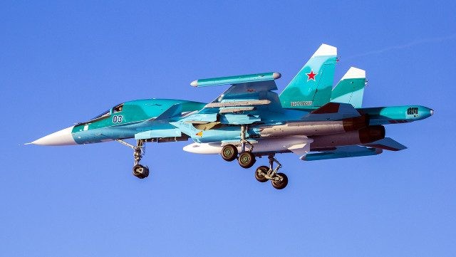 Khong quan Nga tiep tuc nhan them “Thu mo vit” Su-34 the he moi