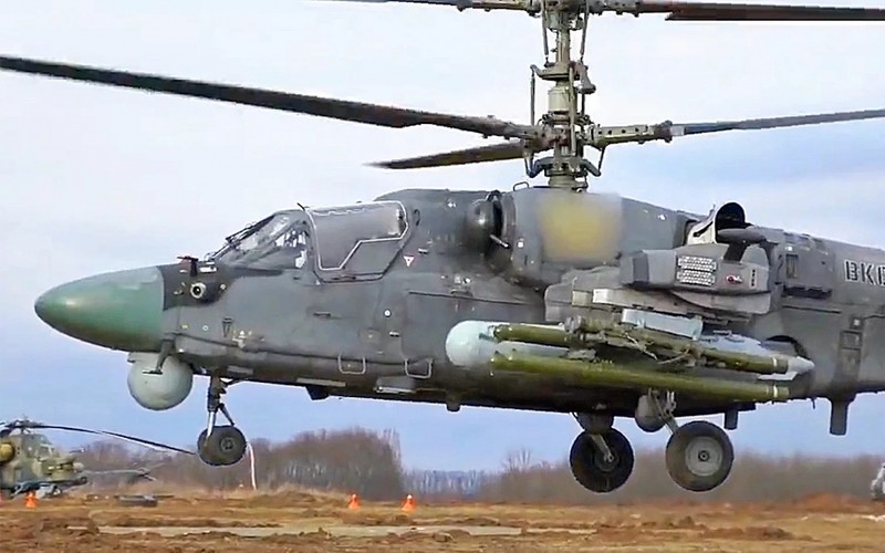 Vai tro cua truc thang Mi-35 cua Nga tai chien truong Ukraine-Hinh-8