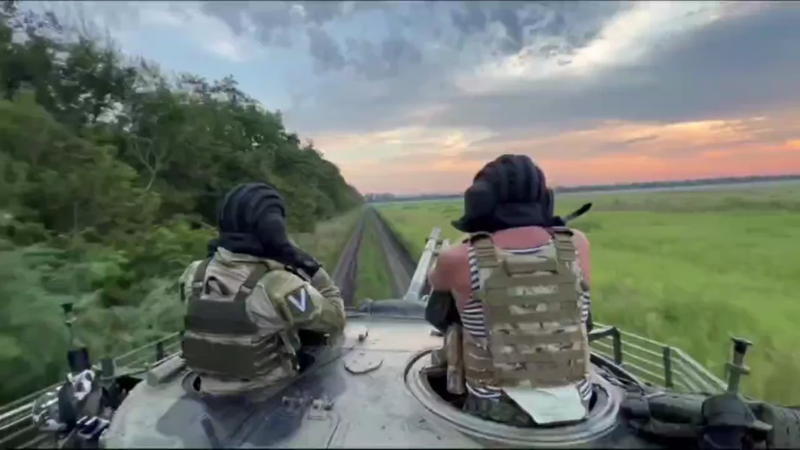 Ukraine bat chap kho khan, phan cong huong Nam Donetsk ac liet-Hinh-21