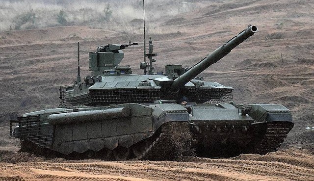 Xe tang T-80BVM “san xuat loat” cua Nga tham chien tai Ukraine-Hinh-7
