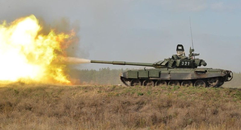 Loi the ap dao, xe tang T-80BVM Nga o at tien ve Kupyansk-Hinh-6
