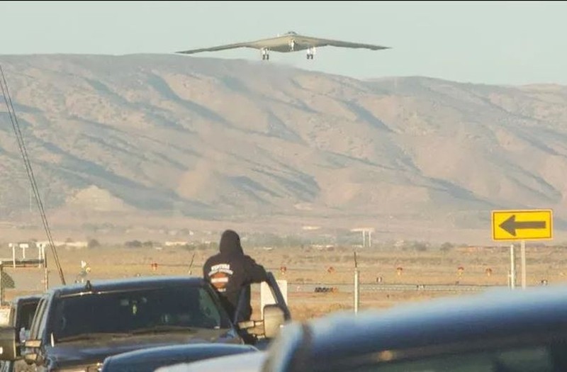 “Sat thu tang hinh” B-21 vua bay thu khac gi voi “Bong ma” B-2?-Hinh-9