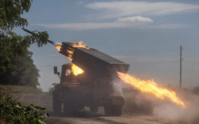 Nga xiet chat vong vay Avadiivka, mieng tui chi con 5km-Hinh-6