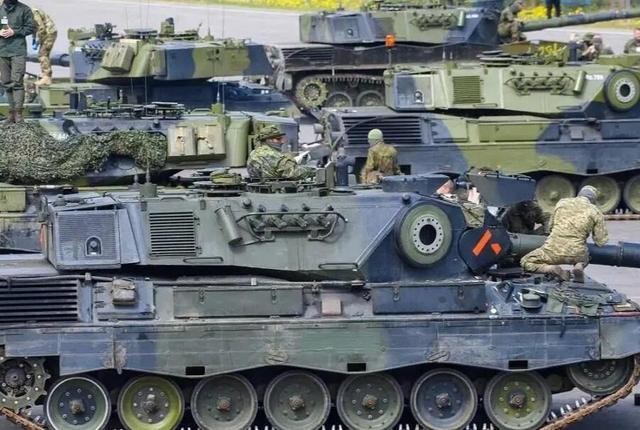 Chien truong Ukraine qua khac nghiet, xe tang Leopard 1A5 bi ha guc-Hinh-19