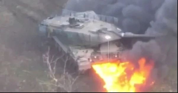 Chien truong Ukraine qua khac nghiet, xe tang Leopard 1A5 bi ha guc-Hinh-21