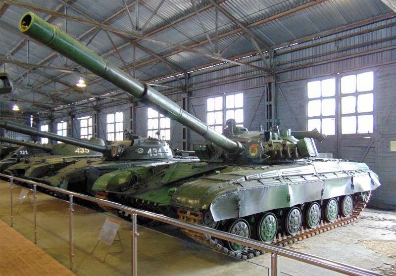 T-64 la xe tang chu luc cua Ukraine, vay T-64 cua Nga o dau?-Hinh-5