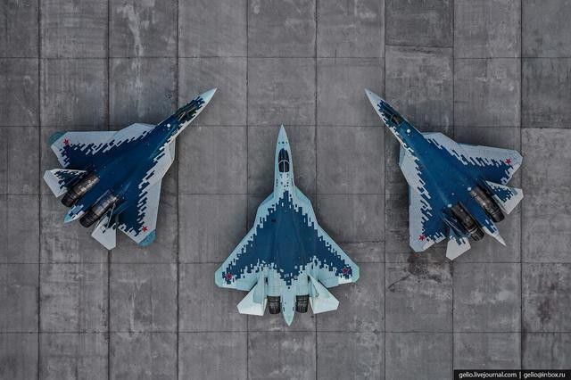 15 chiec may bay Su-57 co de bep duoc 18 chiec F-16 cua Ukraine?-Hinh-9