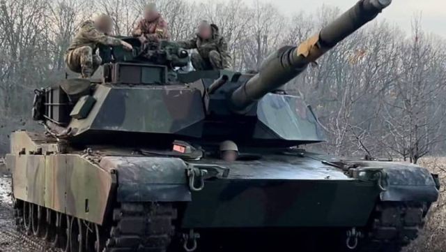 Xuat hien vai gio tren chien truong, tang M1A1 Abrams da bi diet-Hinh-3