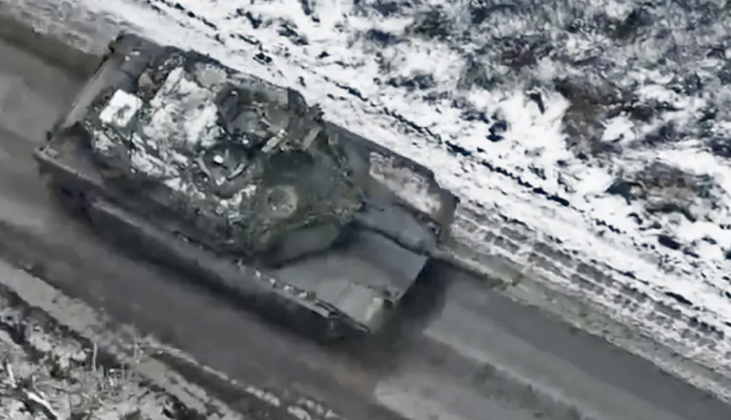 My lo ngai nhung bi mat cua xe tang M1A1 Abrams roi vao tay Nga-Hinh-2