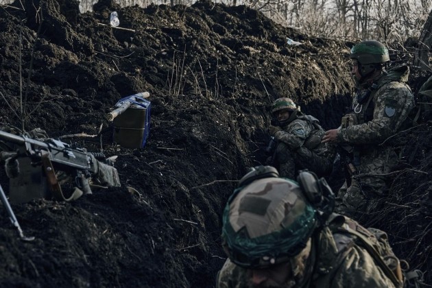 Quan Ukraine phan cong vao Avdiivka, bi quan Nga truy kich, danh bat-Hinh-17
