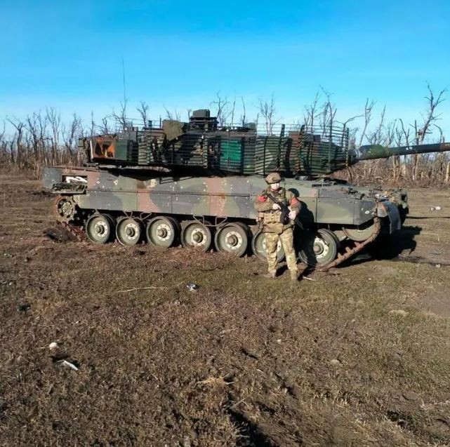 Truyen hinh Duc: Quan Nga “vo” duoc xe tang Leopard 2 hoan chinh-Hinh-3