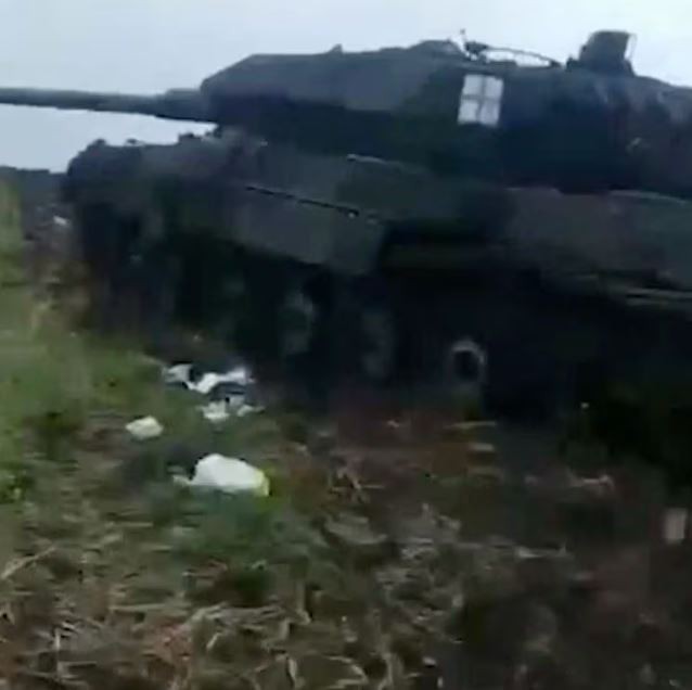 Truyen hinh Duc: Quan Nga “vo” duoc xe tang Leopard 2 hoan chinh