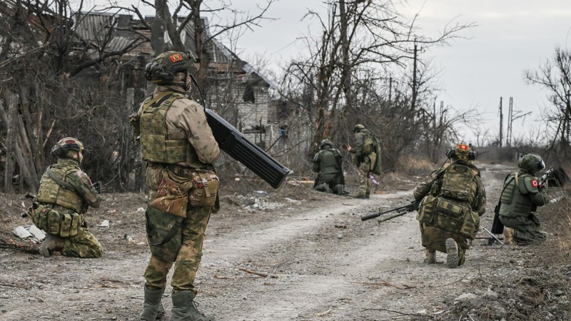 Biet kich Nga vuot song Dnieper, tap kich quan Ukraine o bo bac-Hinh-21