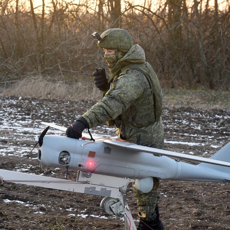 Quan doi Ukraine dang roi vao the bat loi o Chasov Yar-Hinh-11