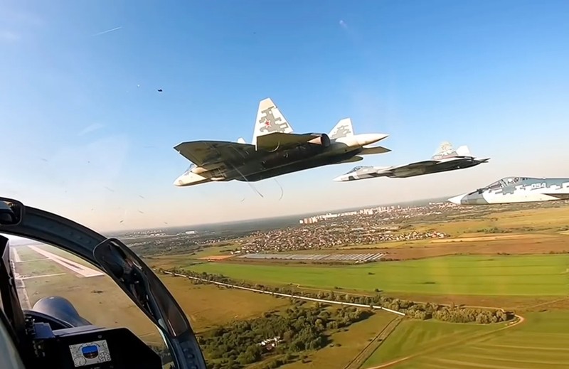 Tinh bao Ukraine tuyen bo pha huy Su-57, Nga bao “hoang tin”-Hinh-12