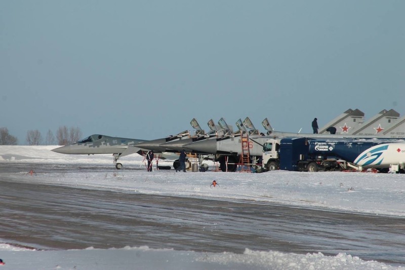 Tinh bao Ukraine tuyen bo pha huy Su-57, Nga bao “hoang tin”-Hinh-3