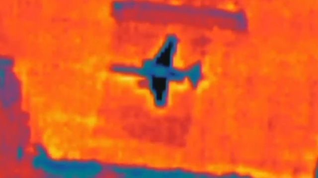 Dieu gi “bat thuong” khi UAV Lancet pha huy Su-25 cua Ukraine-Hinh-8