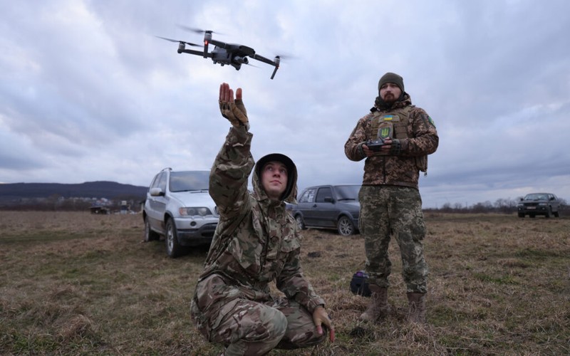 Su nguy hiem cua UAV 4 truc bay ngang o chien truong Ukraine-Hinh-11