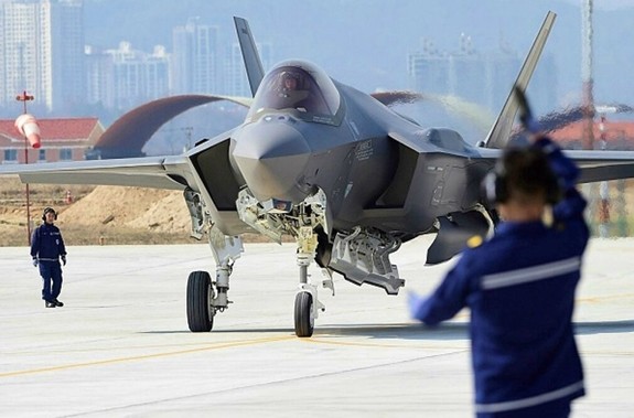 Tai sao chien dau co F-35 lien tuc tai nan khi vua xuat xuong?-Hinh-13