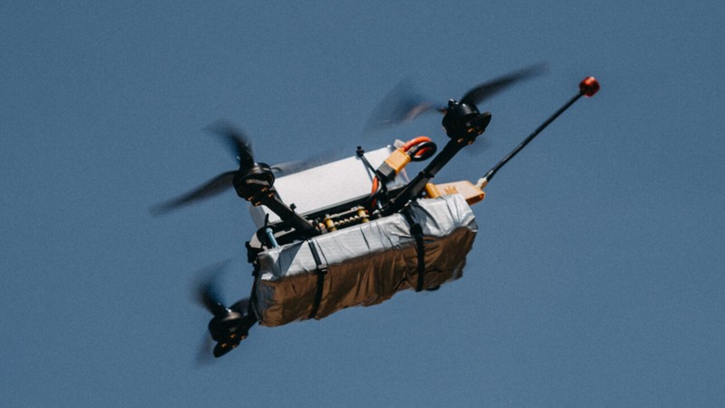 “Thoi hoang kim” cua UAV co nho mang vu khi se qua mau-Hinh-4