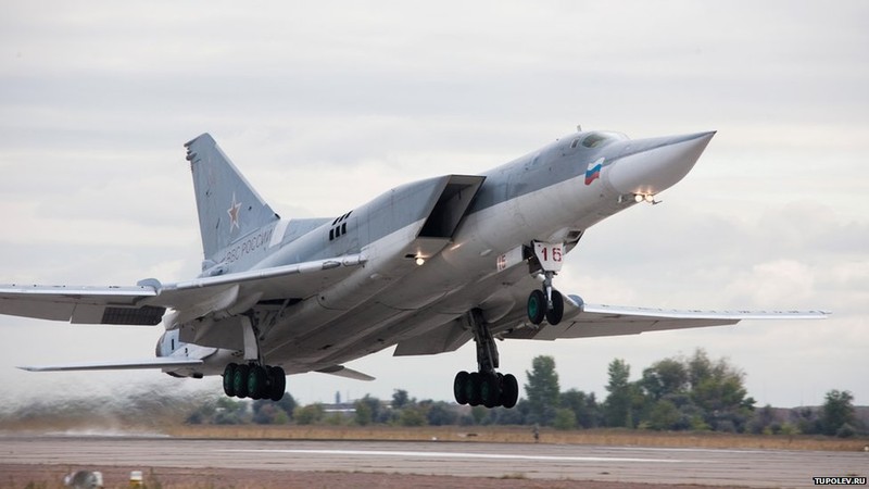 Thay gi qua viec Nga tang cuong may bay nem bom Tu-22M3?-Hinh-4