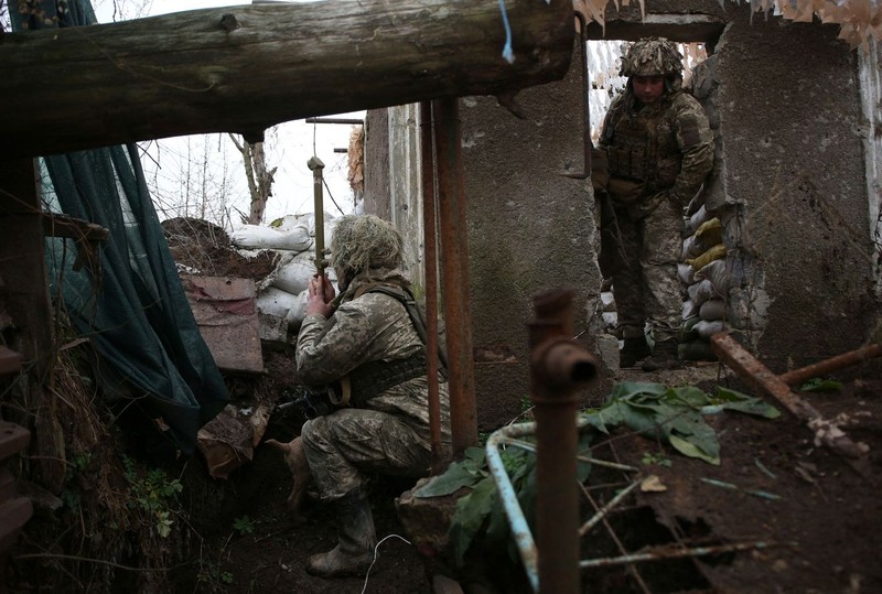 Chien thuat “tan cong moi phia va tien len tung buoc” cua Nga o Donetsk-Hinh-6