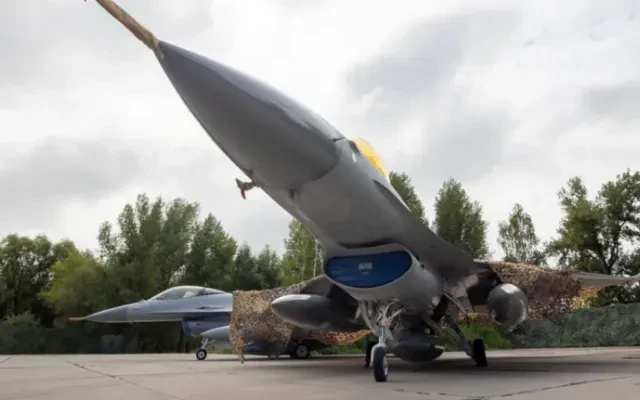 Moscow khong tin F-16 cua Ukraine roi vi “truc trac ky thuat”-Hinh-10