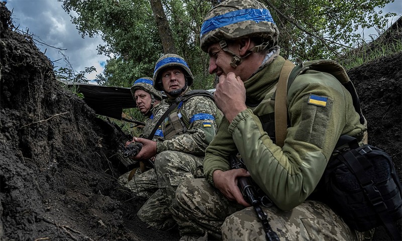 Nga tong tien cong tren mat tran Kursk, quan Ukraine thiet hai nang-Hinh-4