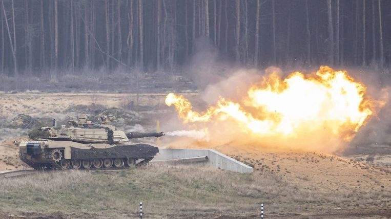 Tang M1A1 Abrams cua My “vo dung” o chien truong Ukraine?-Hinh-14