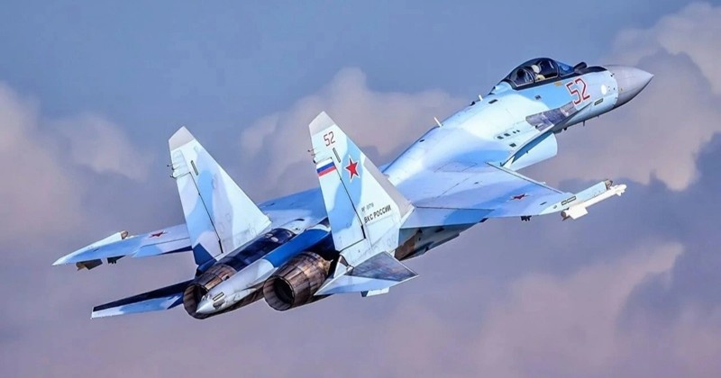 Su-35 