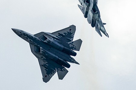 Gan them ten lua Kinzhal, Su-57 mat di kha nang tang hinh-Hinh-9