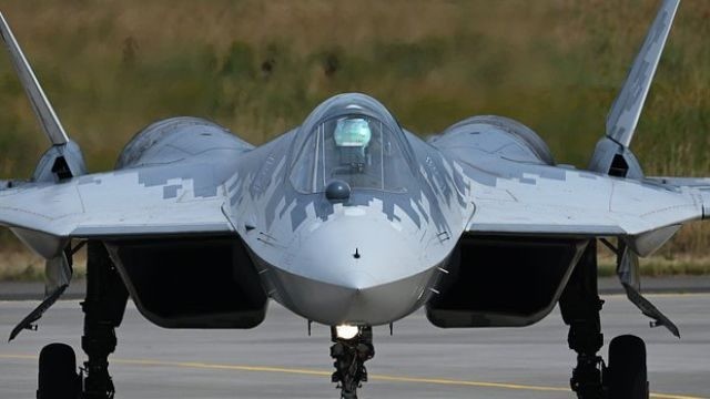 Gan them ten lua Kinzhal, Su-57 mat di kha nang tang hinh