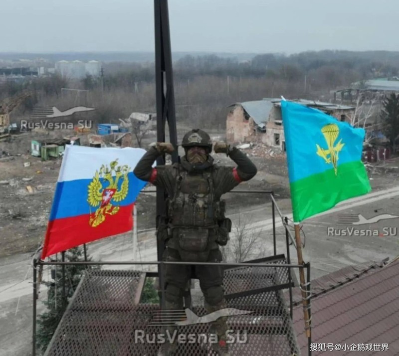 Ukraine va phuong Tay co gang phu nhan chien thang cua Nga o Kursk-Hinh-2