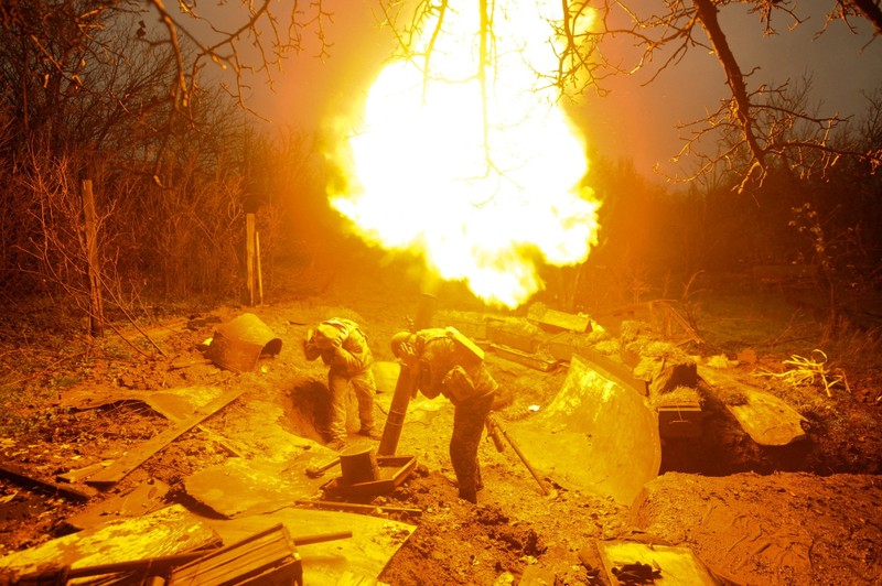 Mat tran Nam Donetsk nong ruc, lang Bogatyr bien thanh “coi xay thit”-Hinh-2