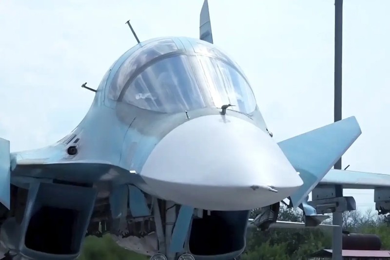 Mat tran Nam Donetsk nong ruc, lang Bogatyr bien thanh “coi xay thit”-Hinh-7