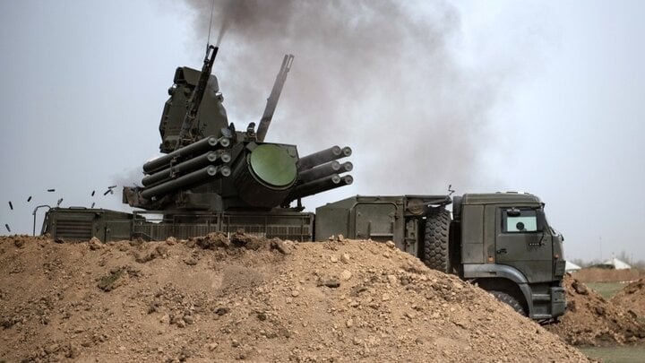 Mat tran Nam Donetsk nong ruc, lang Bogatyr bien thanh “coi xay thit”-Hinh-19