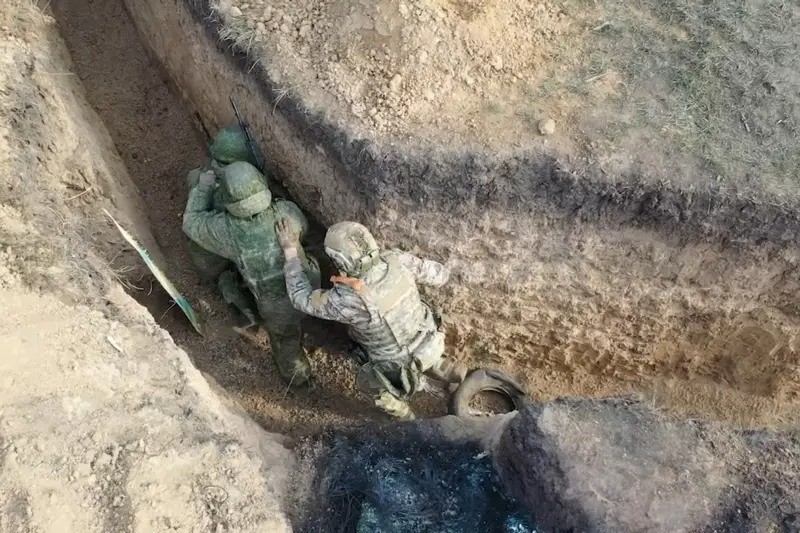 Quan Nga chiem cu diem o tinh Sumy, danh lon o mat tran Donetsk-Hinh-10