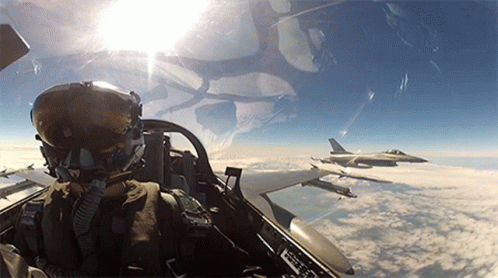 Nhung diem yeu cua F-16 truoc luc luong phong khong Nga-Hinh-4