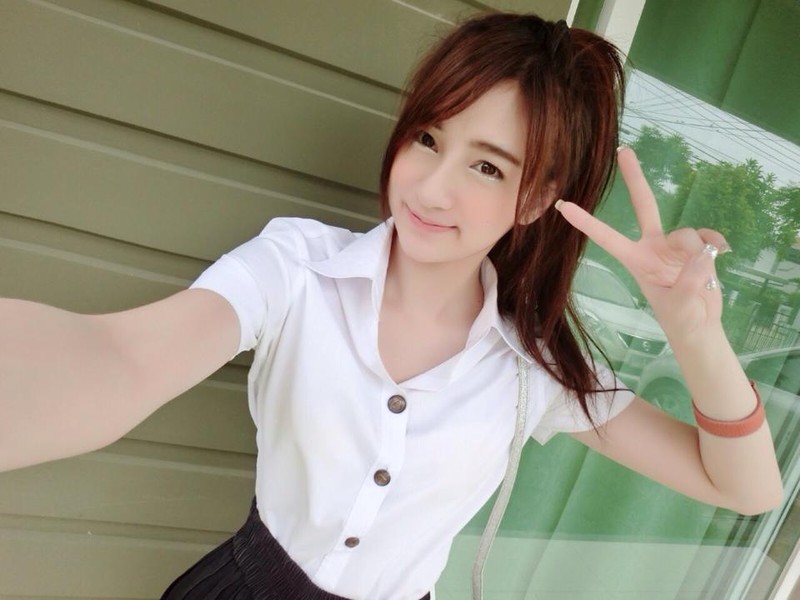 Hot girl Thai Lan nieng rang làm dan mạng me dien dảo-Hinh-10